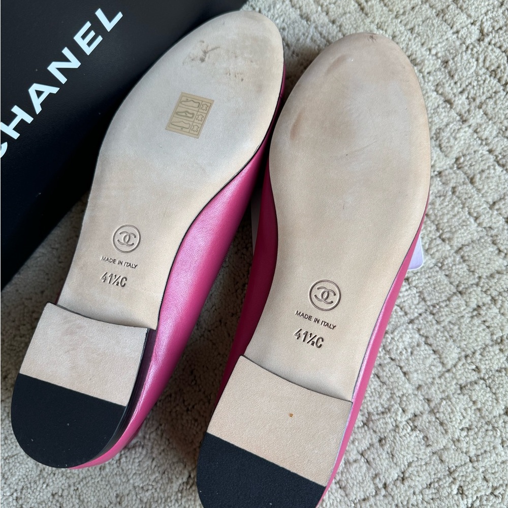 CHANEL Fuchsia Leather Ballet Flats 41.5 - Picture 6 of 8